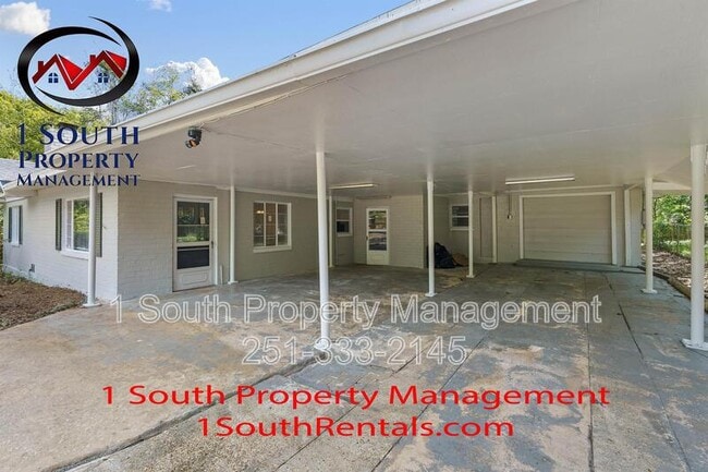 Photo - 3875 Hawthorne Dr