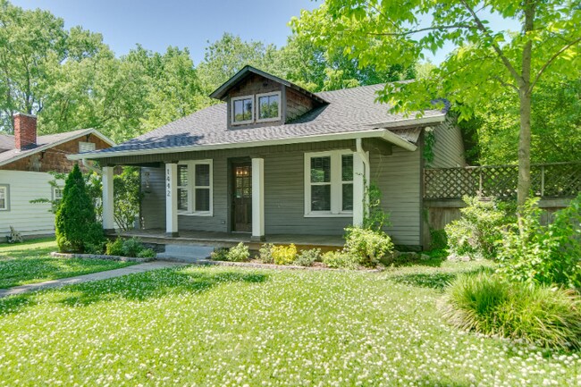 Photo - 1442 Pennock Ave