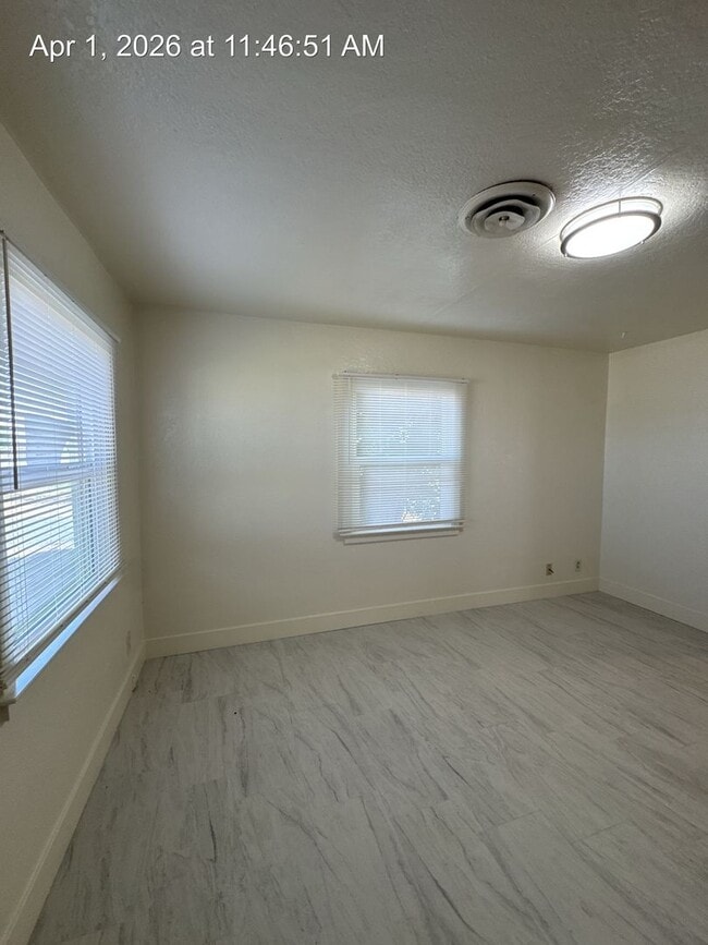 Photo - Country Home Available Now!!