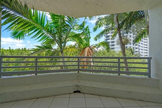 Photo - 1401 Bay Rd Unit 409