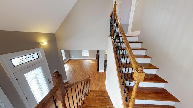 Photo - 207 16th St