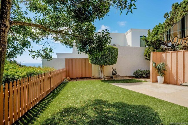 Building Photo - 7415 Caminito Rialto