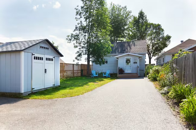 Photo - 713 Lakeshore Dr