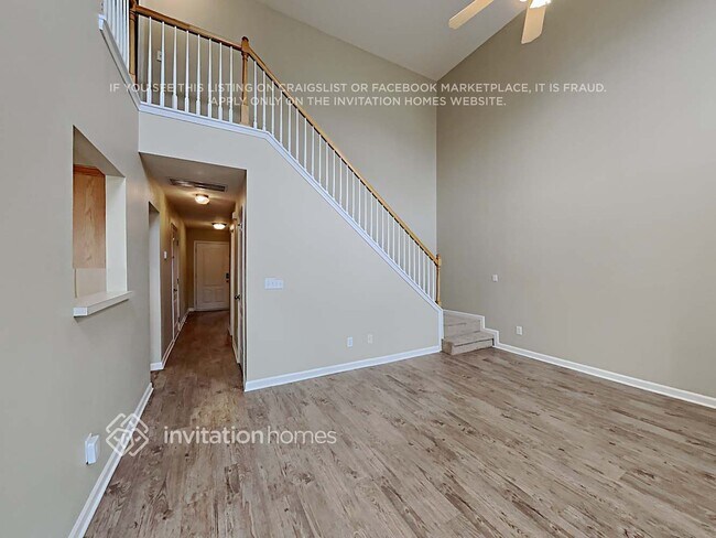 Photo - 6415 White Walnut Way