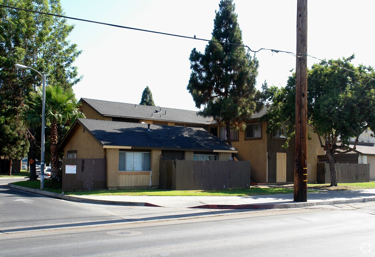 Photo - 1023 W Central Ave Apartments