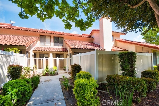 Building Photo - 22804 Chardonnay Dr