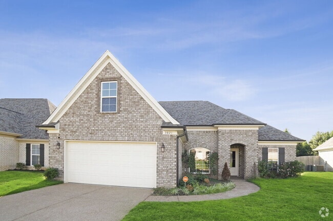 Building Photo - 3821 Dawnwood Cir W Rental