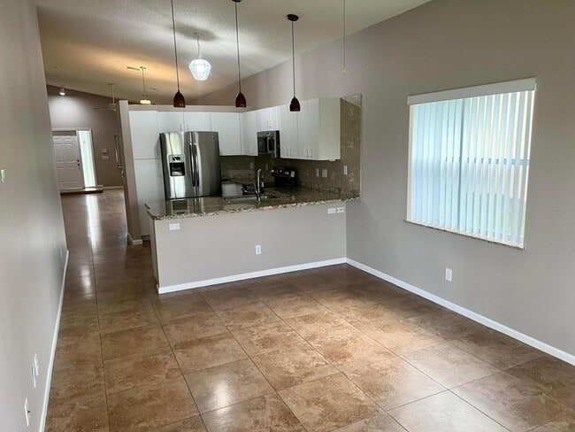 Photo - 6365 Lansdowne Cir
