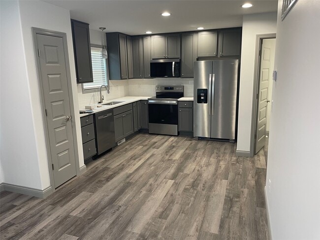 Photo - 28553 Shallow Water Rd