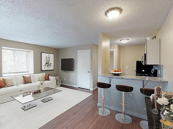 Photo - Apex 980 Unit 8