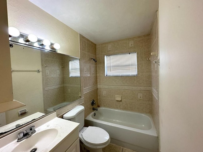 Photo - 4531 Banneka St