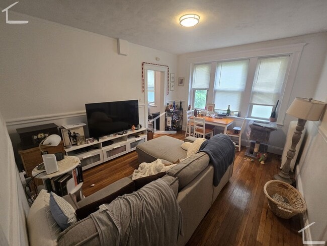 Awesome 2 bed in Allston - Awesome 2 bed in Allston