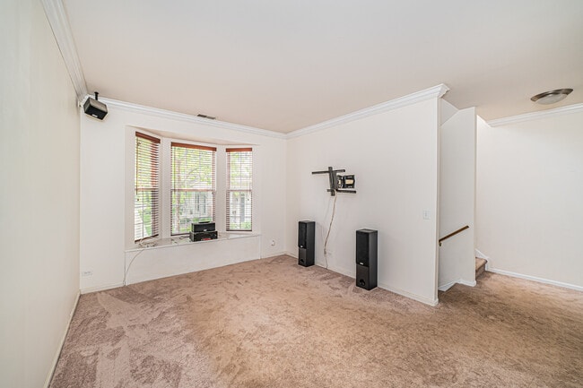 Photo - 1060 Ellsworth Dr
