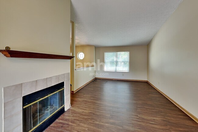 Photo - 2759 Beal Dr