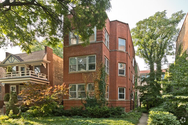 Building Photo - 1317 W Albion Ave Rental