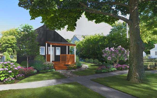 LUSH home finished with landscaping - 5702 N 39th St Casa