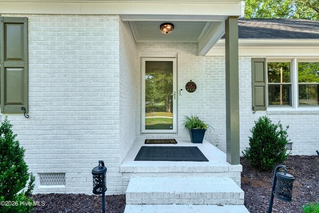 611 Clark Dr