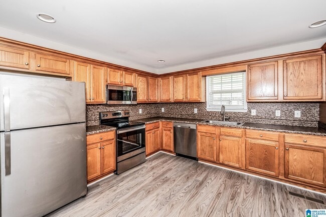 Photo - 865 Moonlite Dr