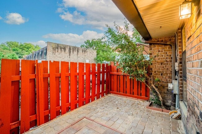 3333 Comly Rd Unit 5
