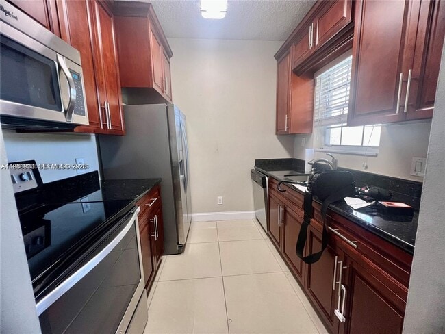 Photo - 660 Cypress Club Way Unit G11