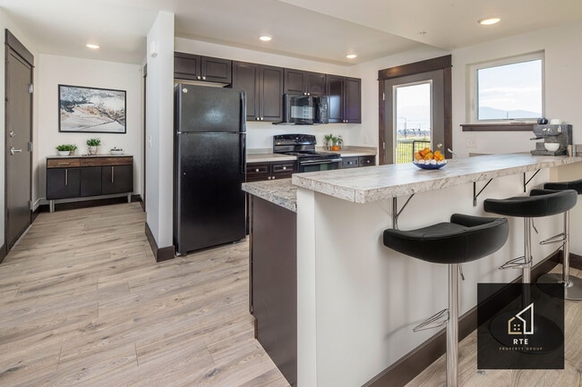 Boulder Creek Apartments