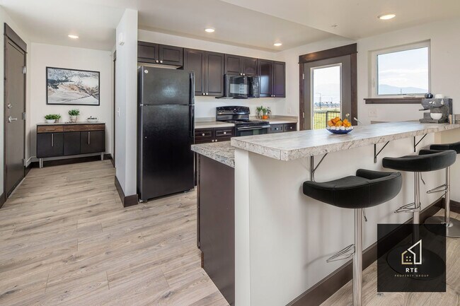 Photo - Boulder Creek Apartments