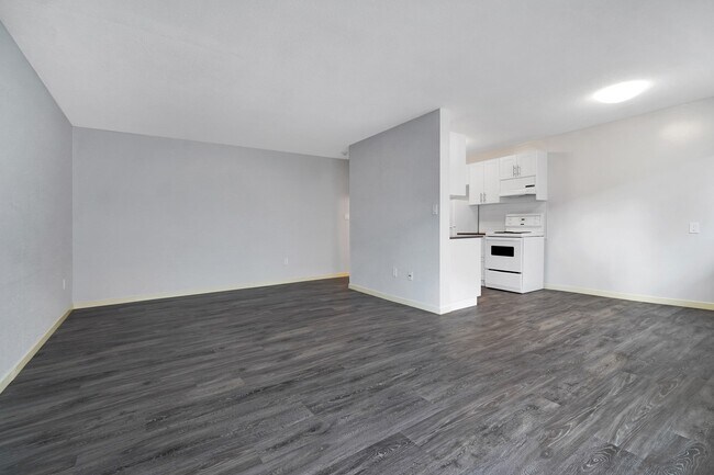 Photo - Ocean Park Manor