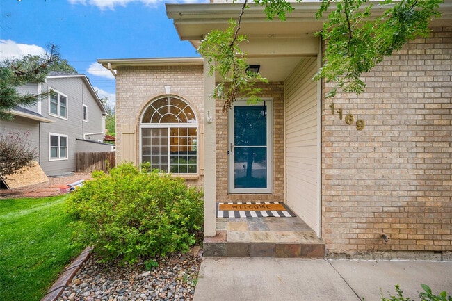 Photo - 1169 Beacon Hill Way