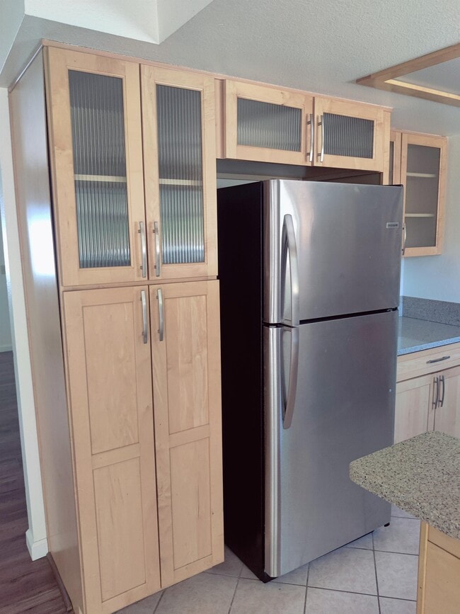 Photo - 18589 Lake Forest Dr