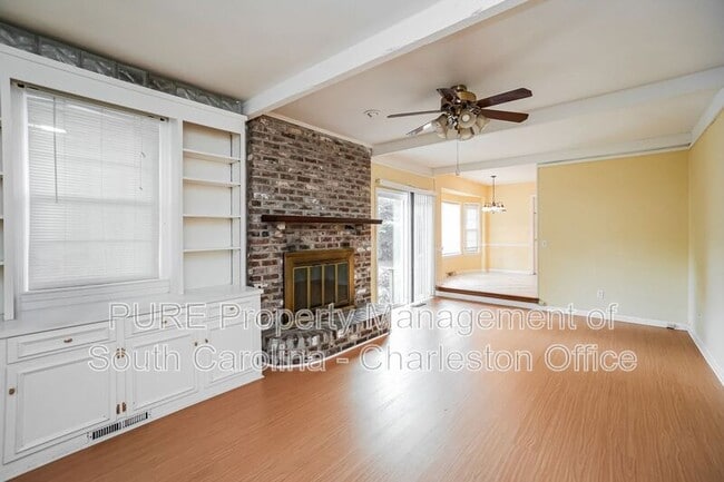 Photo - 654 McCutchen Cir