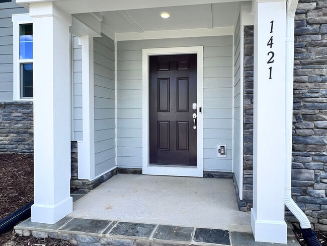 Photo - 1421 Jay Rd