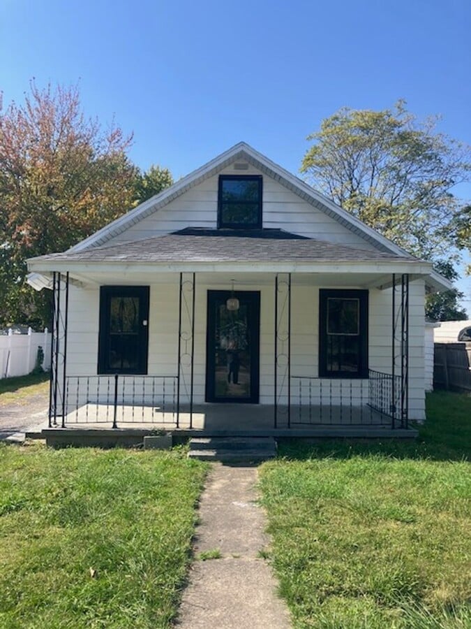 Photo - 1705 N Apperson Way
