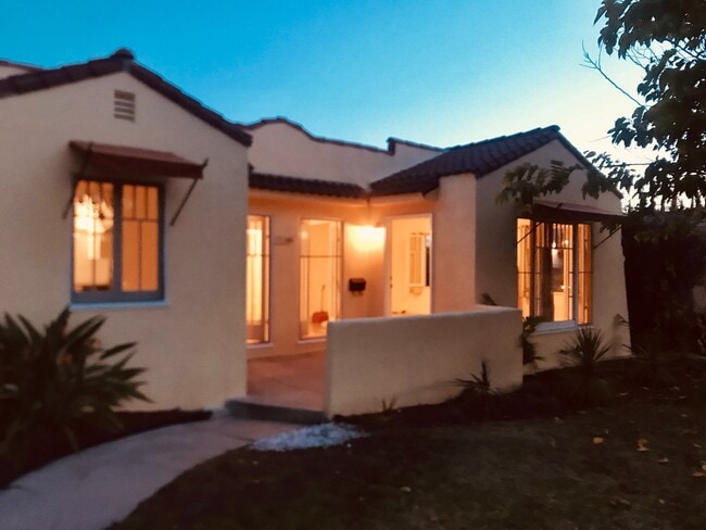 Photo - SFM Remodeled Home In Glendale with a Large Backyard.