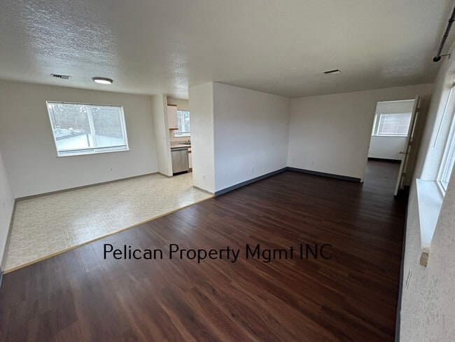2124 Modoc St Unit 2