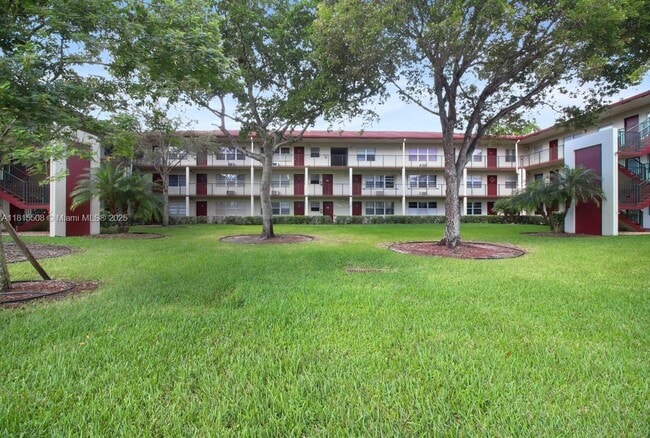 Photo - 150 SW 134th Way Unit 206R