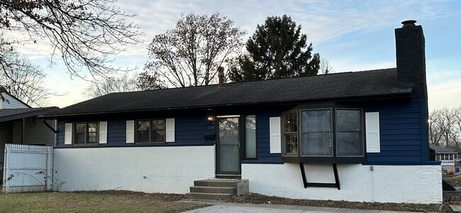 Building Photo - Brinwood Property APT A