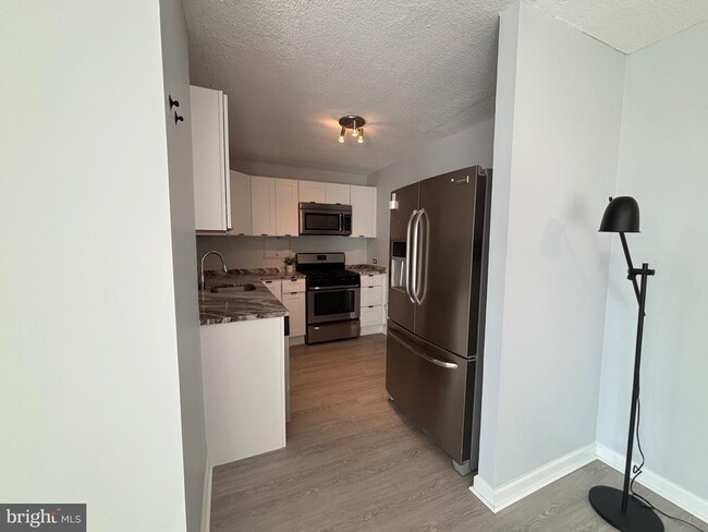 Photo - 4600 S Four Mile Run Dr Unit 920