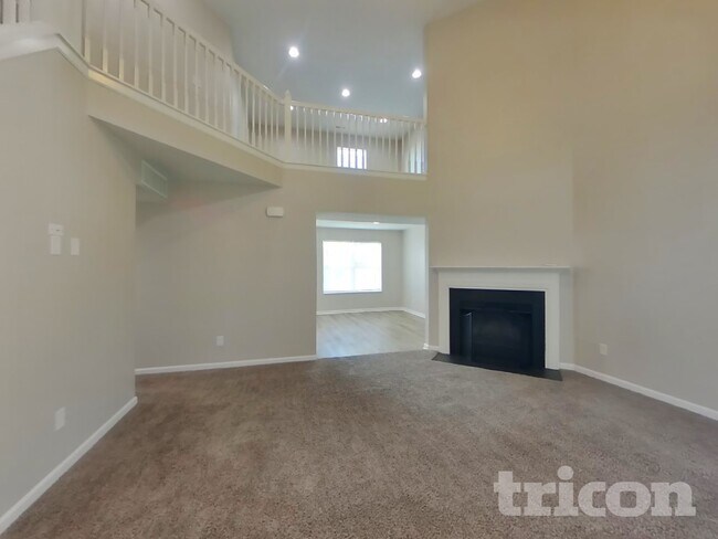 597 Grassy Bend Dr