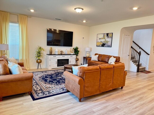 Photo - 4414 Acerno St