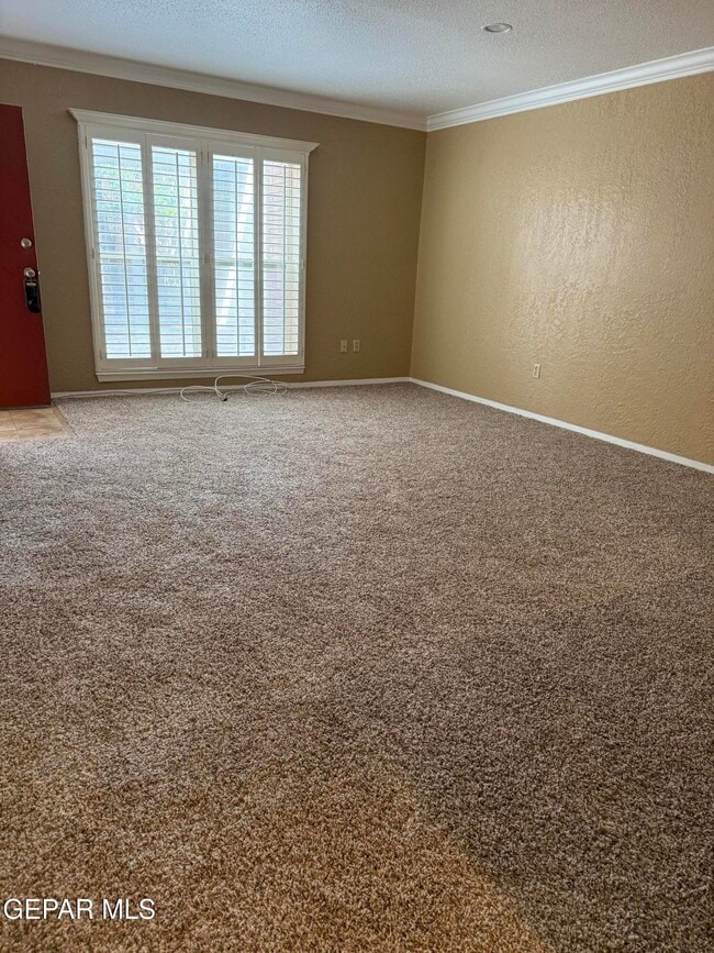 Photo - 4433 N Stanton St