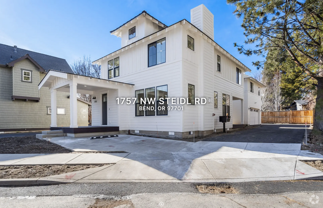 Building Photo - 1757 NW Steidl Rd Rental