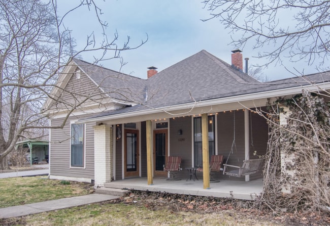 Photo - 1130 W 6th St Casa