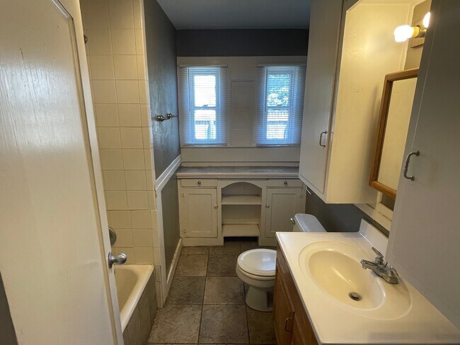 Photo - 2509 23rd St