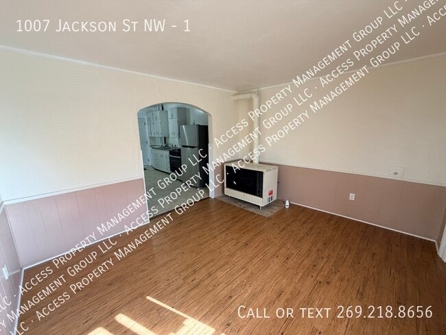 Photo - 1007 Jackson St NW Unit 1