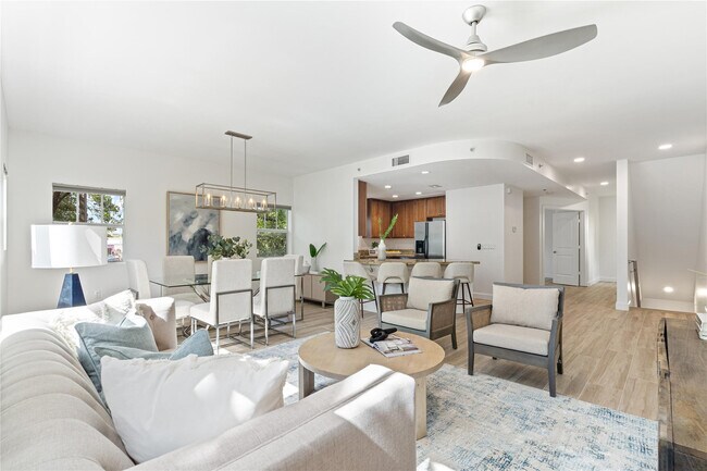 Building Photo - 630 SE 15th St