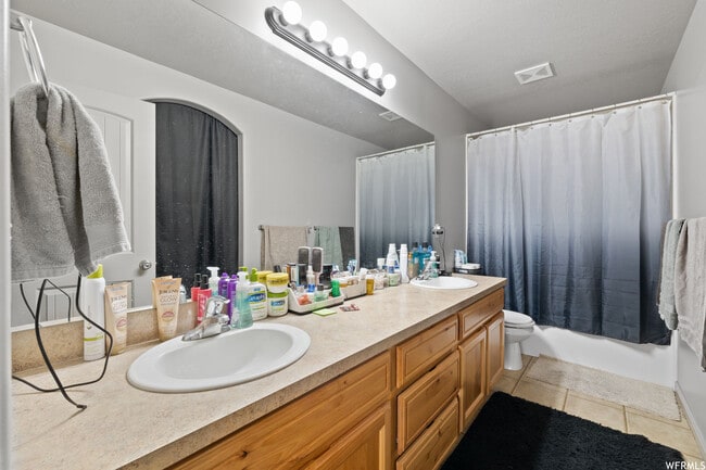 Photo - 1761 N Belvedere Way