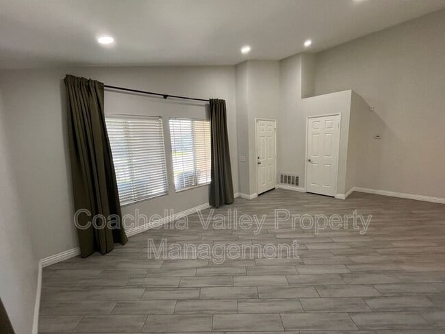 Photo - 81812 Tecoma Ave