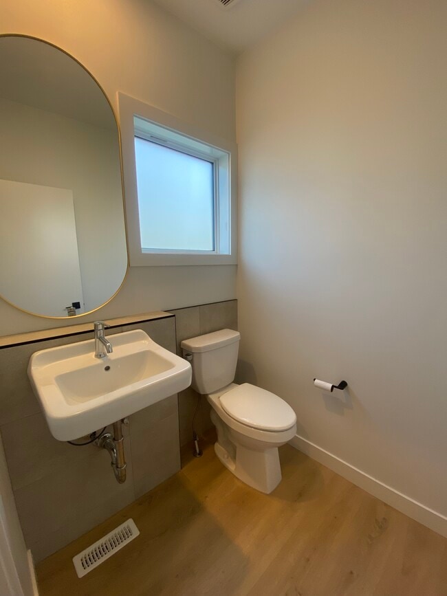 Photo - Killarney – a quiet, family-friendly neighborhood close to parks and tennis courts. Unit U3