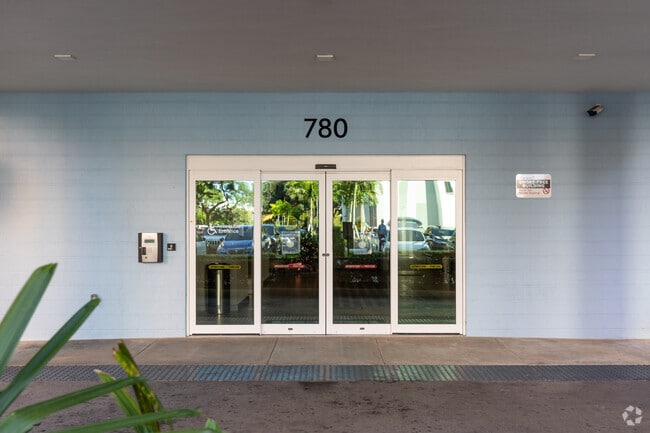 Entrada - Martin Fine Villas