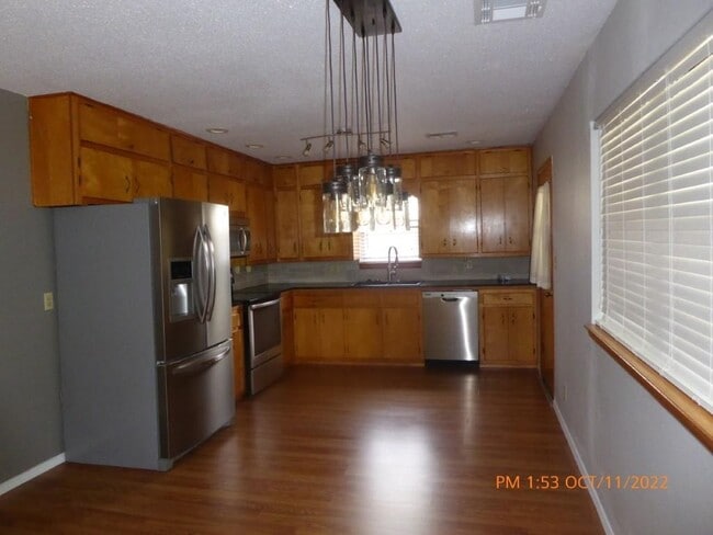 Photo - 2709 NW Marion Ave